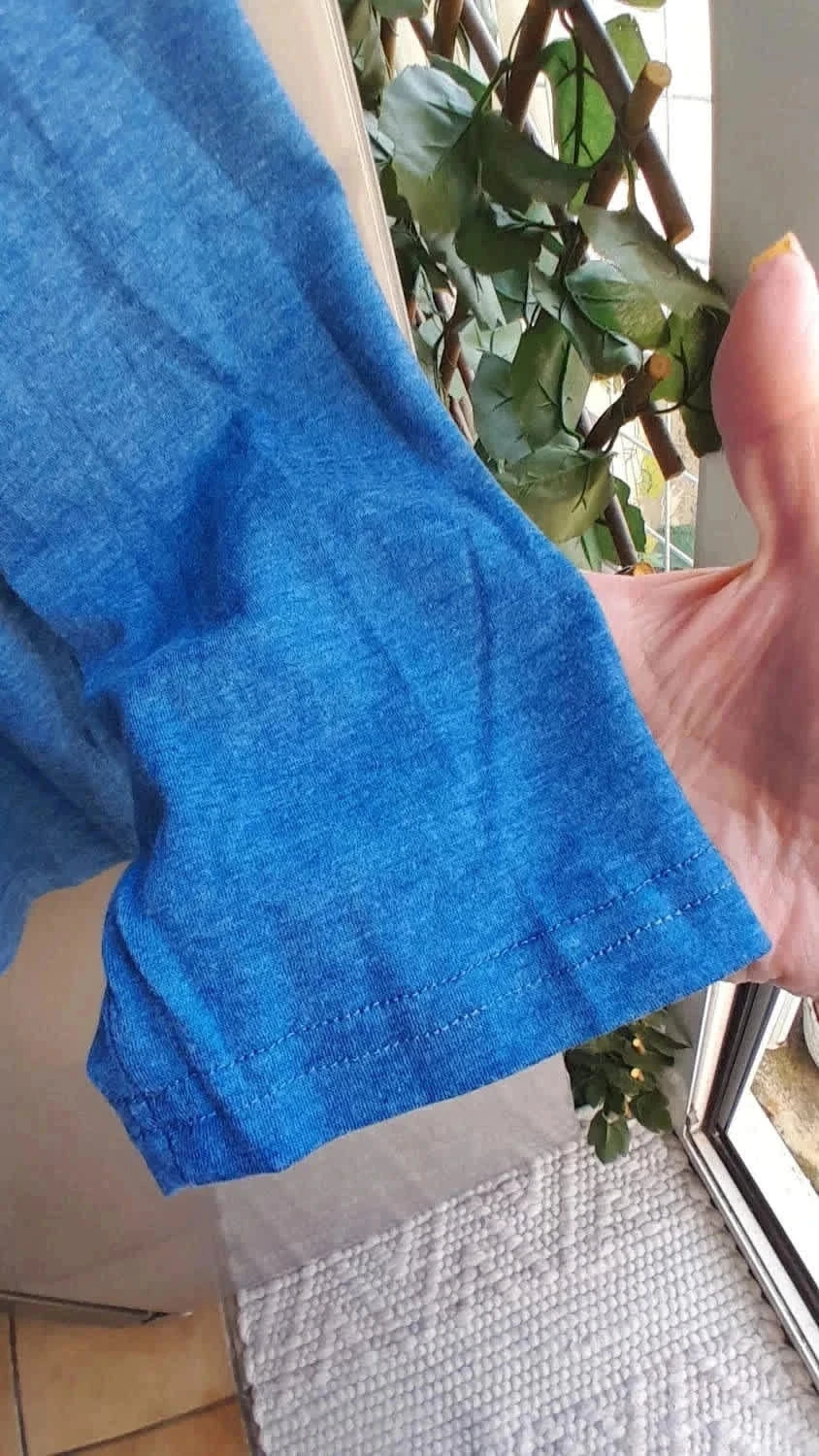 Camiseta azul com estampa de flores, tamanho 2XL, mangas longas – photo 3